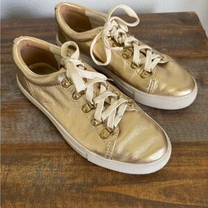 Lilly Pulitzer Hallie Sneakers